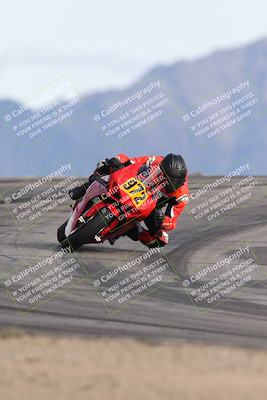 media/Nov-16-2025-Race Pace (Sun) [[8c5fa54630]]/Verified Riders/8-Turn 12 (120pm)/